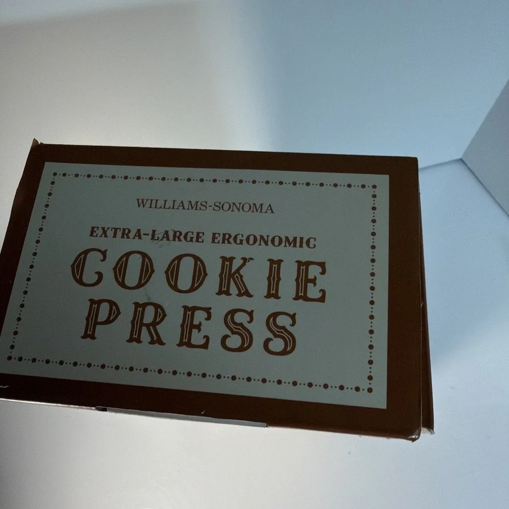 New Williams Sonoma Extra Large Ergonomic Cookie Press 16 Shape Disks Holiday Se